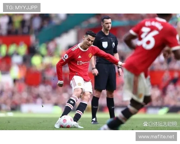 曼联争四形势持续变化，赛季走势受多队竞争影响