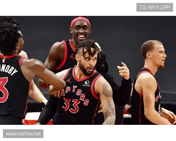 加里·特伦特无球跑动拉开空间，3D属性成猛龙外线关键